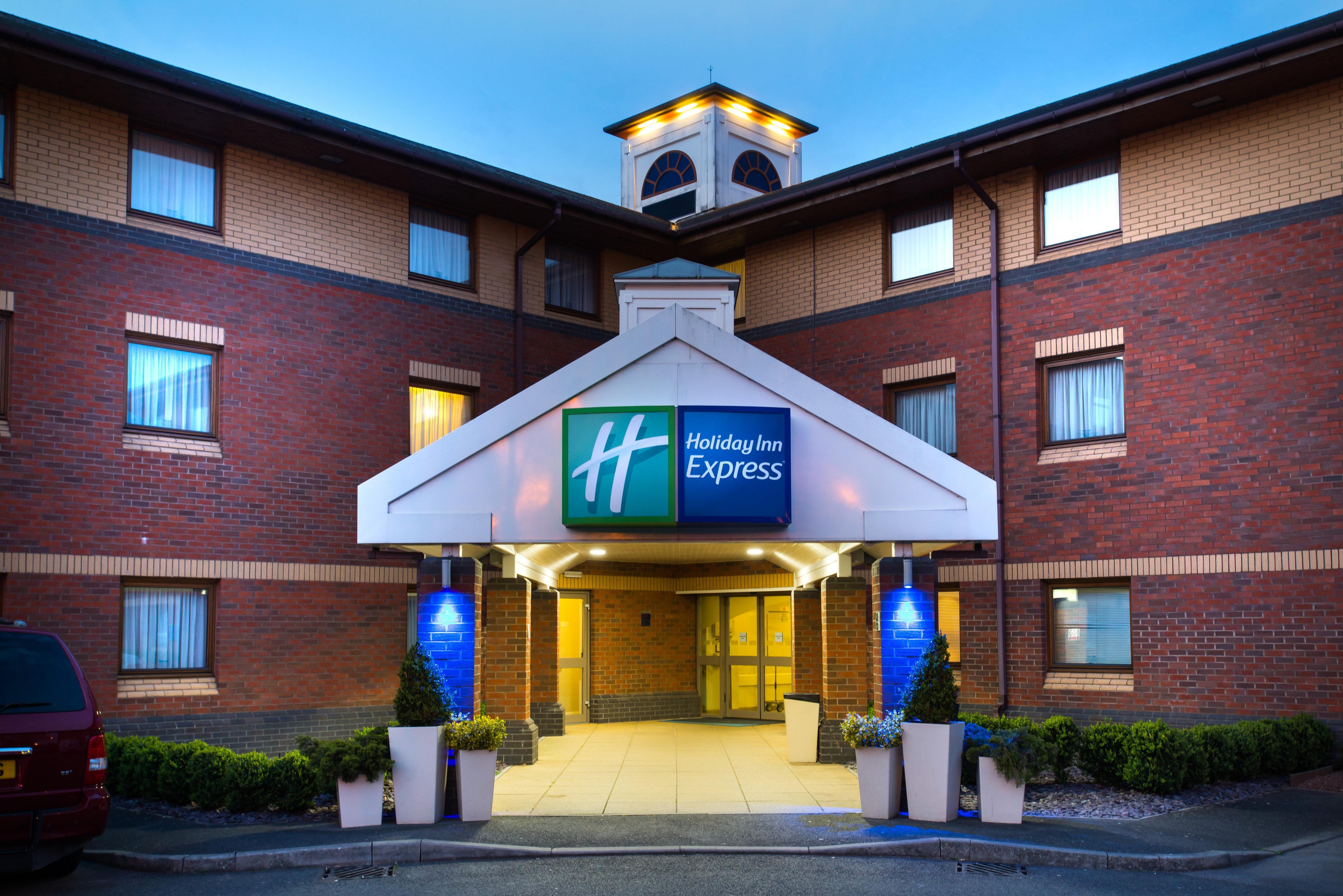Holiday Inn Express Exeter East By Ihg Екстериор снимка