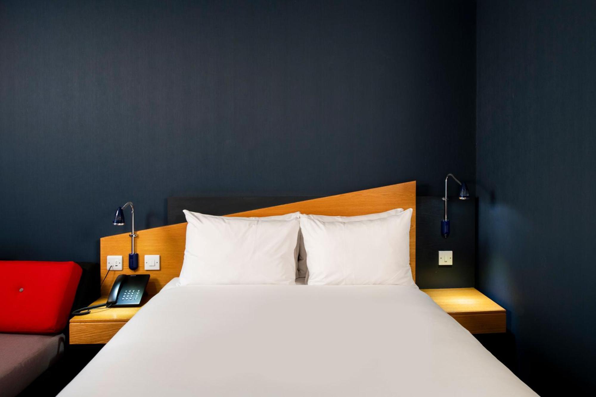 Holiday Inn Express Exeter East By Ihg Екстериор снимка