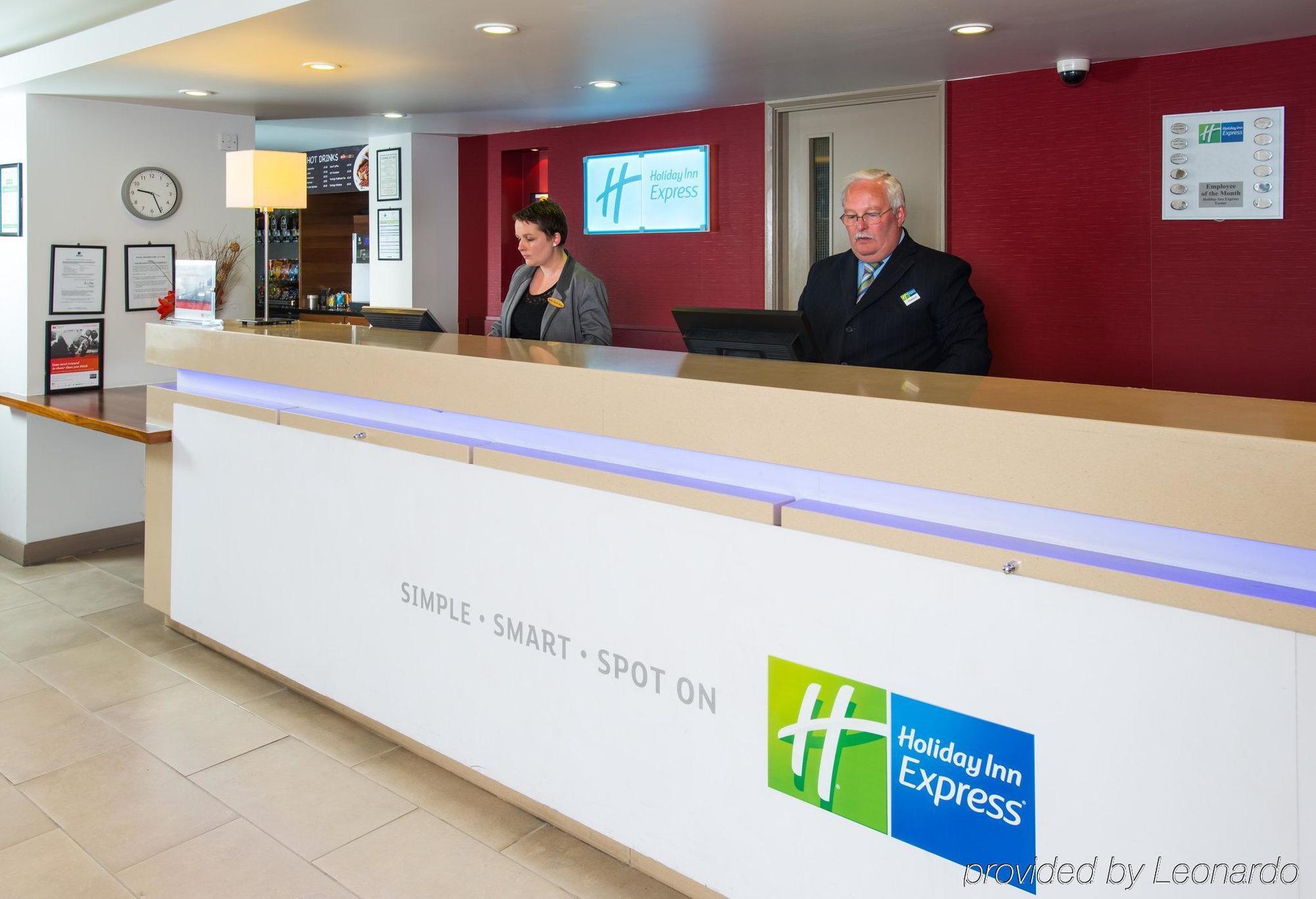 Holiday Inn Express Exeter East By Ihg Екстериор снимка