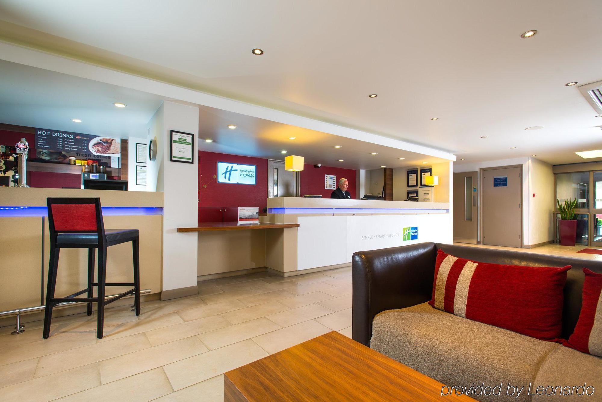 Holiday Inn Express Exeter East By Ihg Екстериор снимка