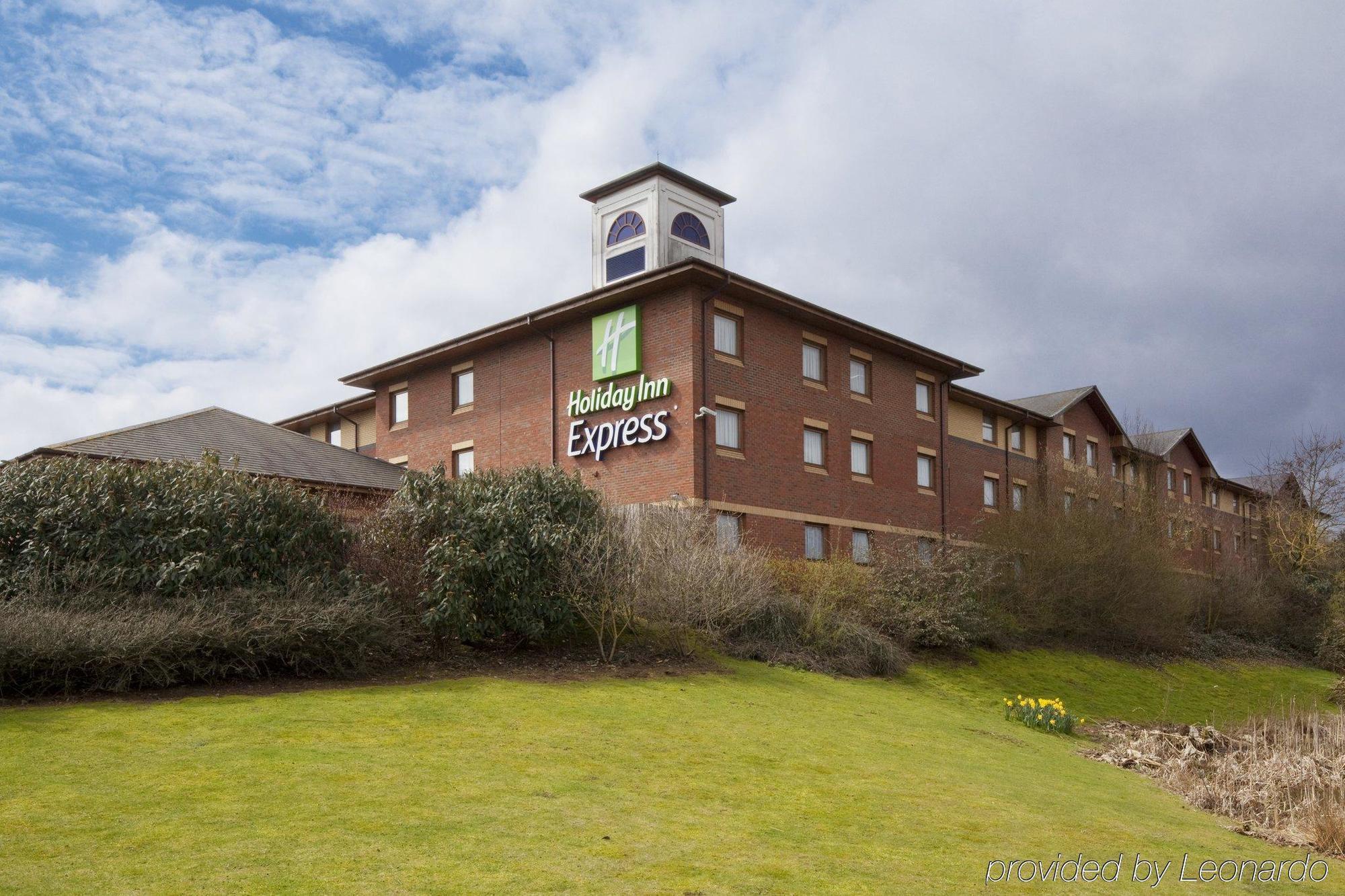 Holiday Inn Express Exeter East By Ihg Екстериор снимка