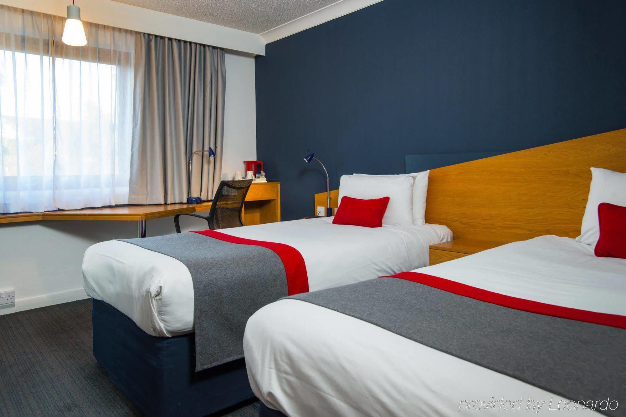 Holiday Inn Express Exeter East By Ihg Екстериор снимка