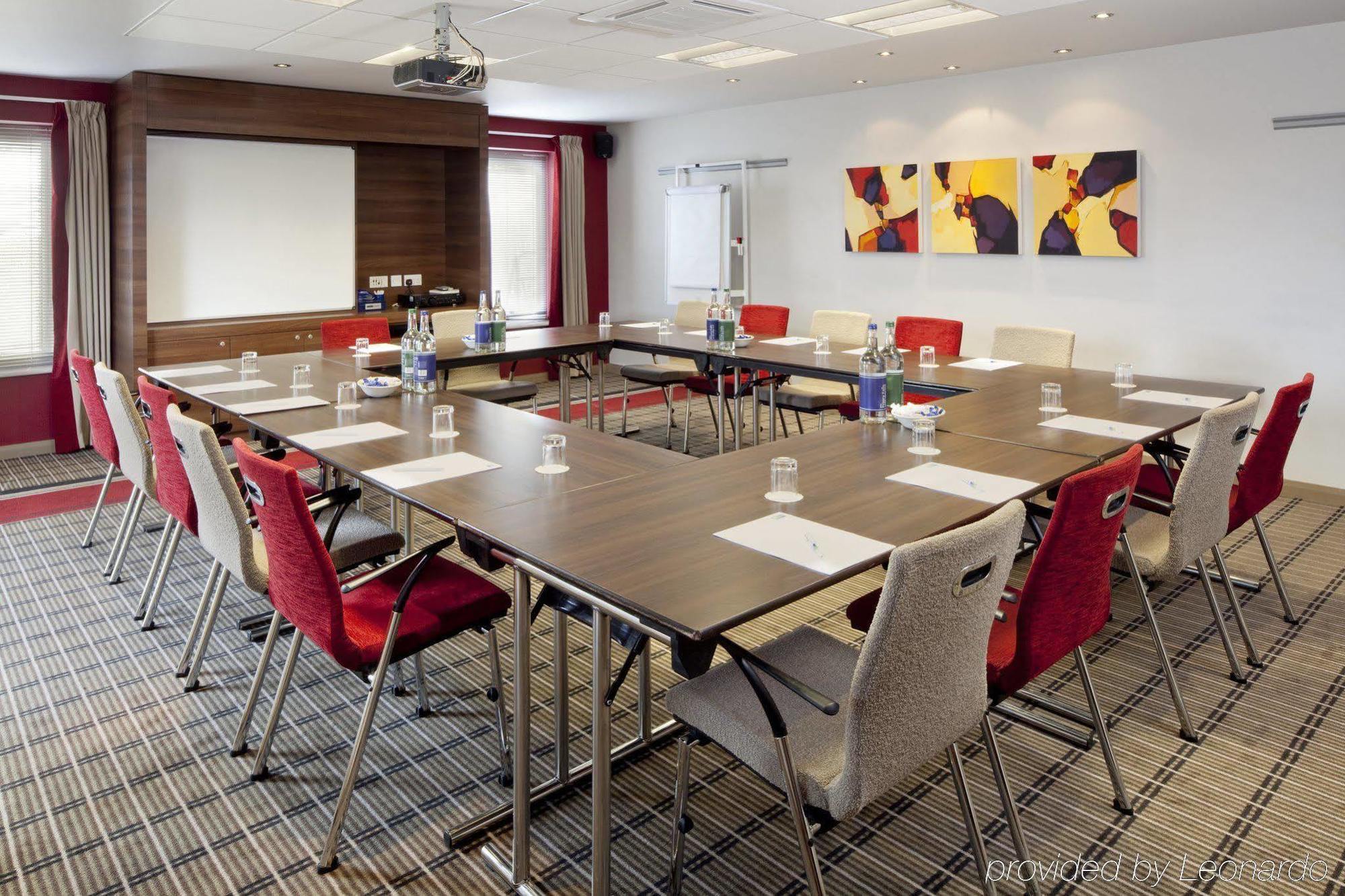 Holiday Inn Express Exeter East By Ihg Екстериор снимка