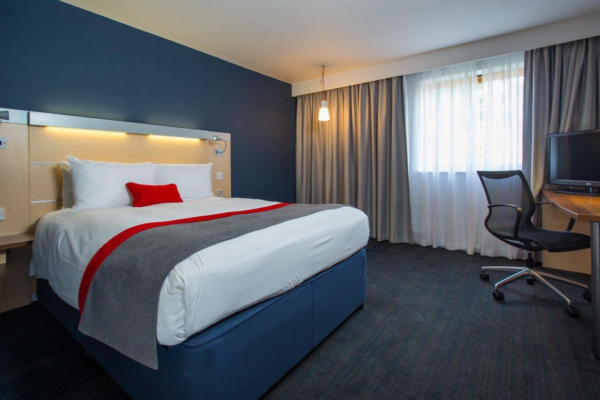 Holiday Inn Express Exeter East By Ihg Екстериор снимка